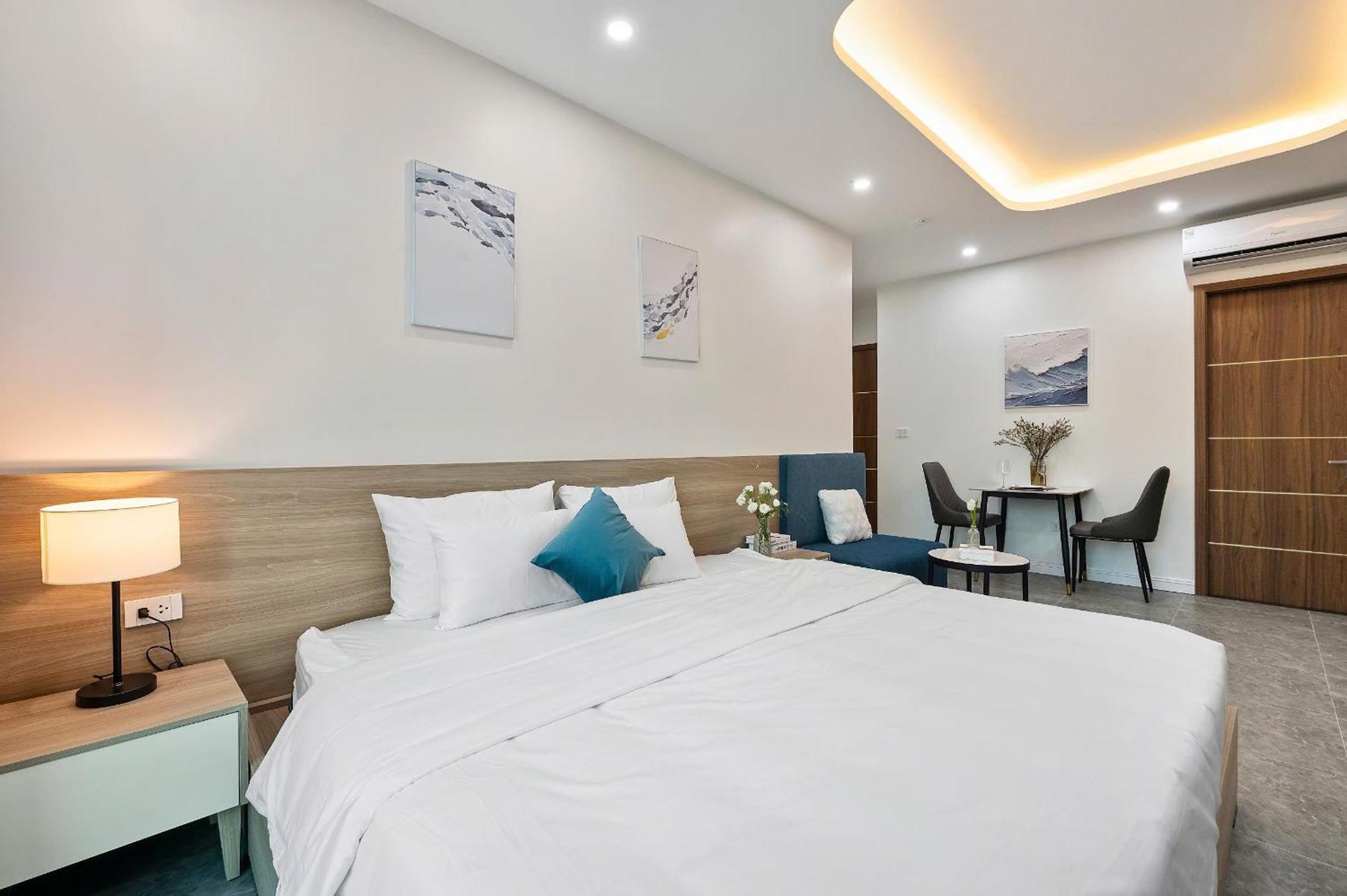 Cosmos - 22land & Khách sạn hẻo lánh Hà Nội